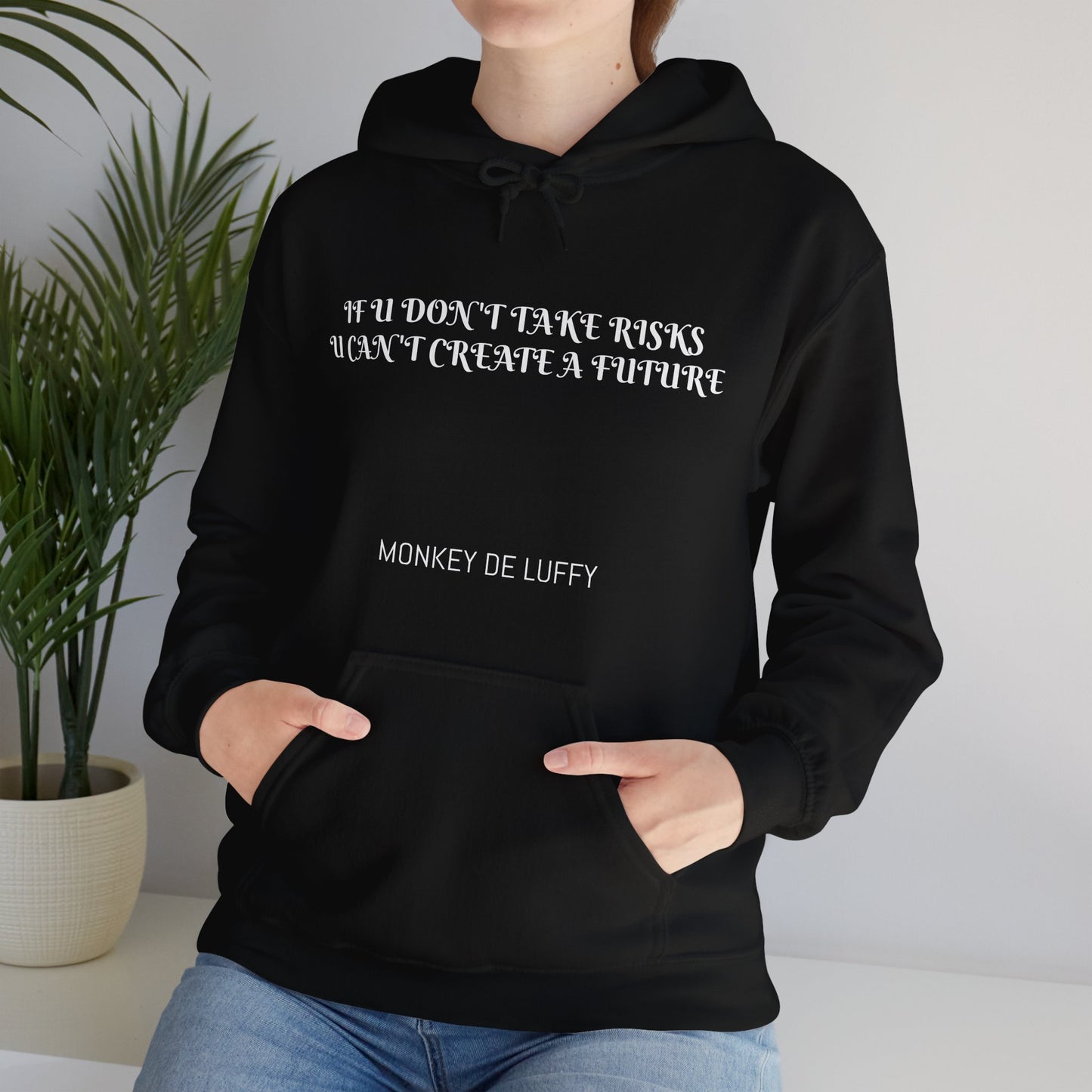 “Luffy’s Willenskraft – Dein Kapuzenpulli für wahre Piratenfans!”